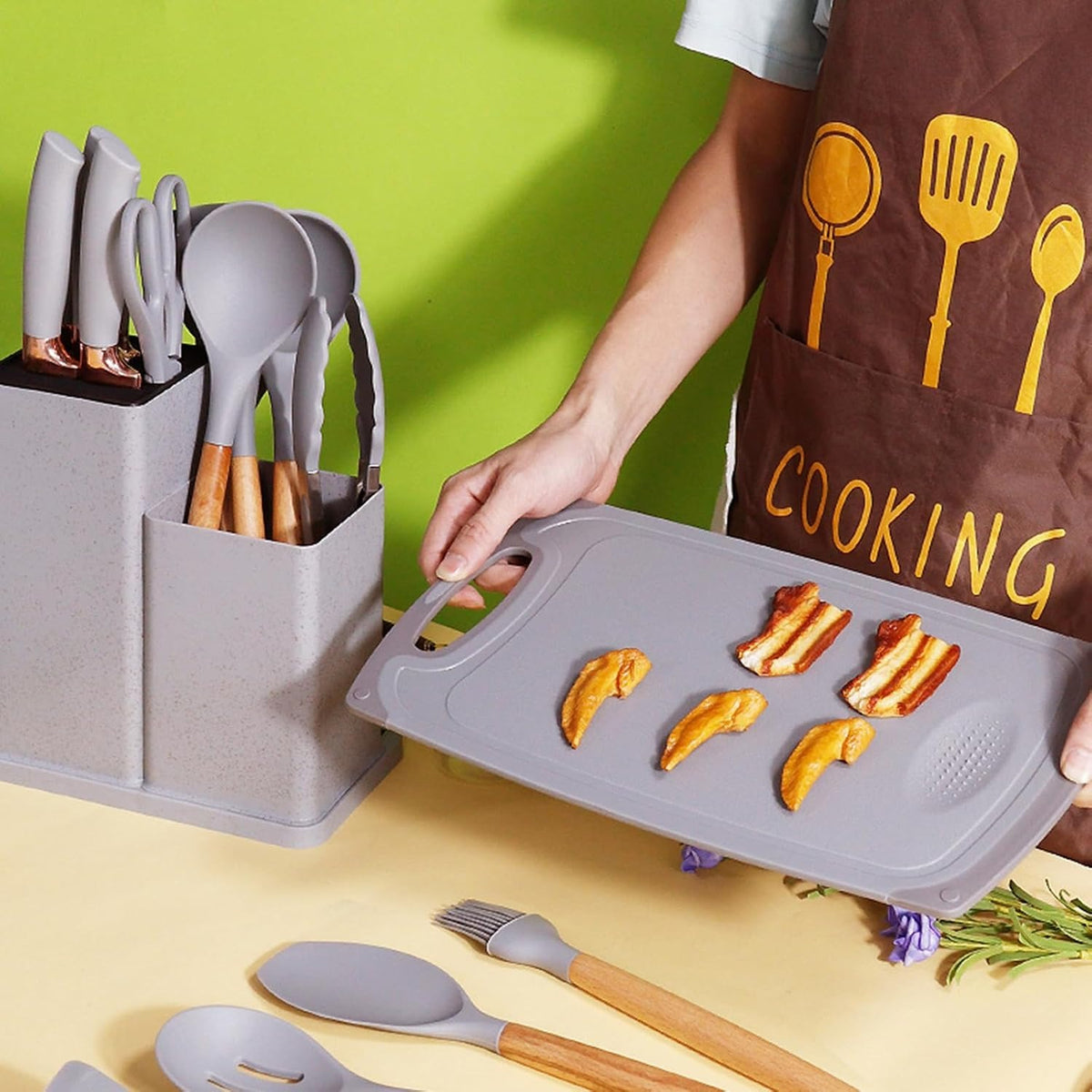19-Piece Kitchen Set | طقم أدوات مطبخ 19 قطعة